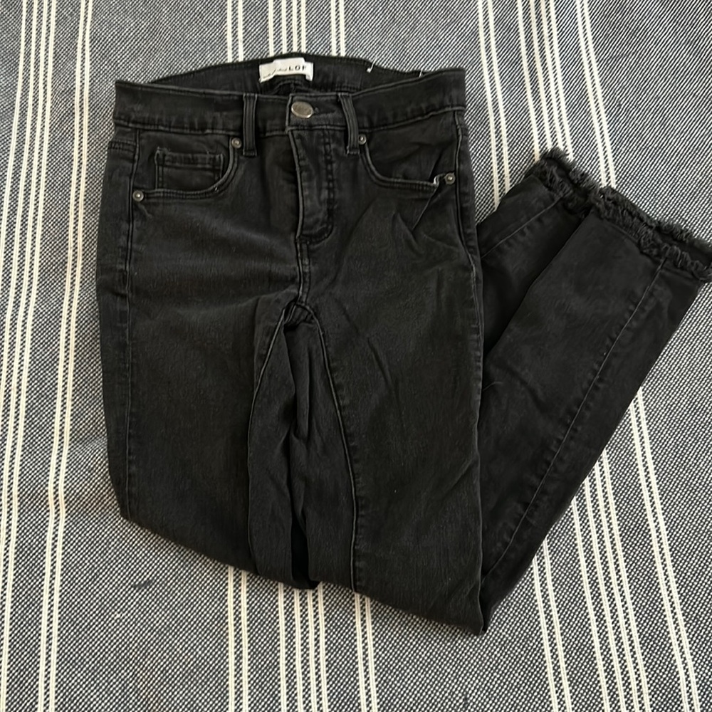 Black Low Rise Jeans with Frayed Hem
